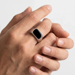 Anello Minimal con Pietra Nera